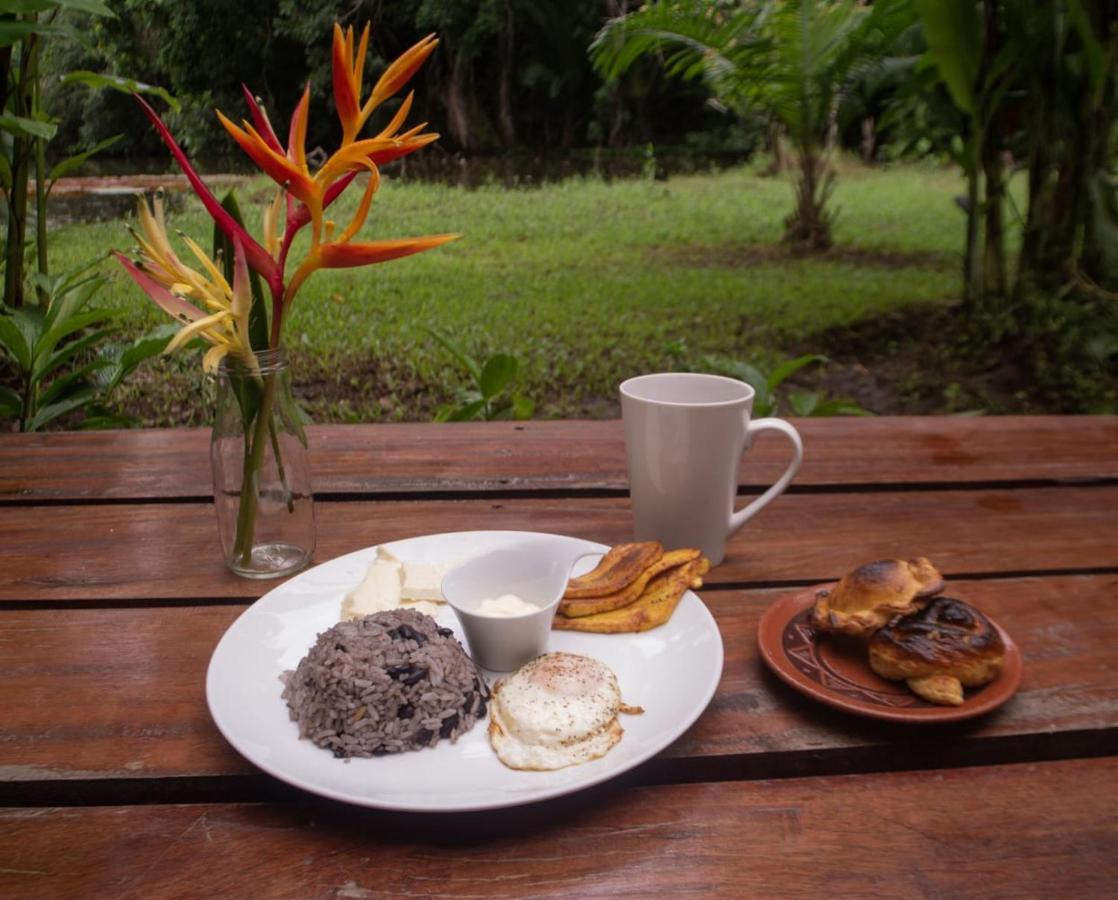 Los Chocuacos. Guácimo Exterior foto